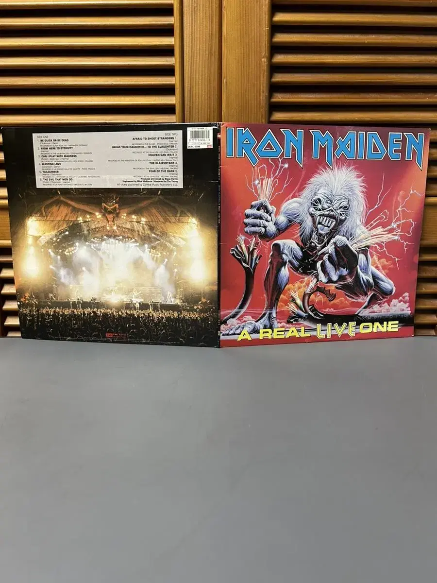 レコード】希少美品 Iron maiden / A Real Dead One www.supercreativa